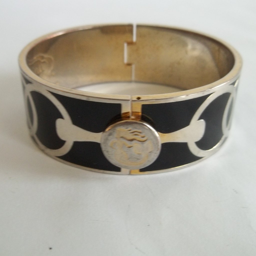 Spartina 449 Hinged Bangle Bracelet With Black Enamel 30$